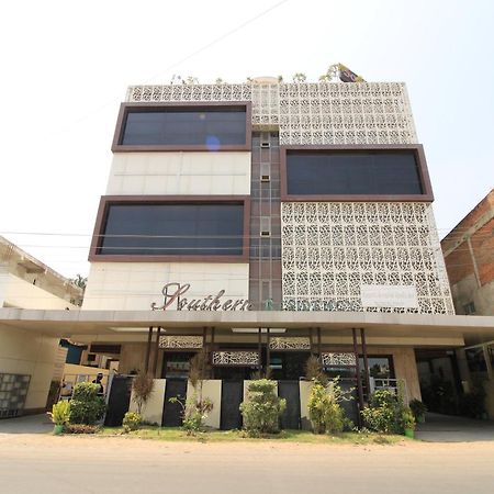 Hotel Southern Residency Kelambākkam Dış mekan fotoğraf