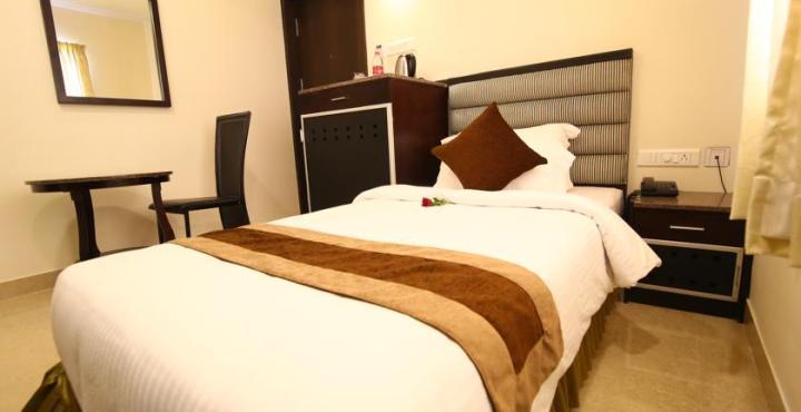 Hotel Southern Residency Kelambākkam Dış mekan fotoğraf