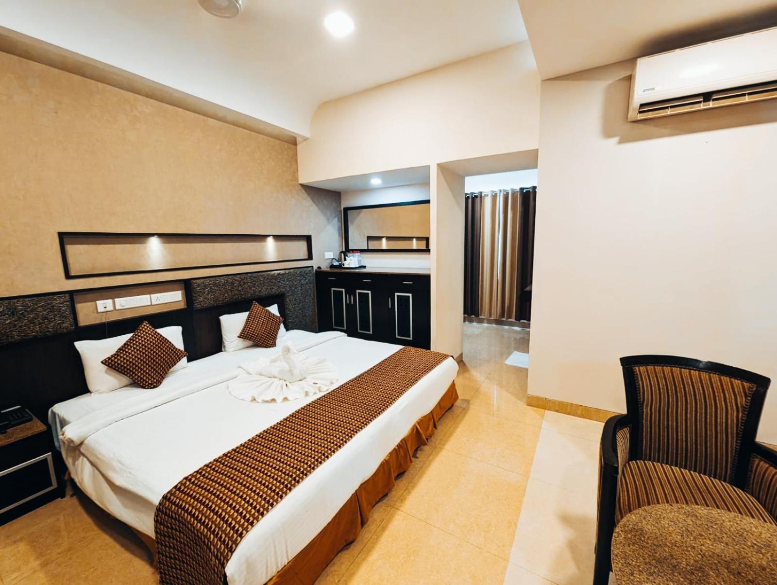 Hotel Southern Residency Kelambākkam Dış mekan fotoğraf