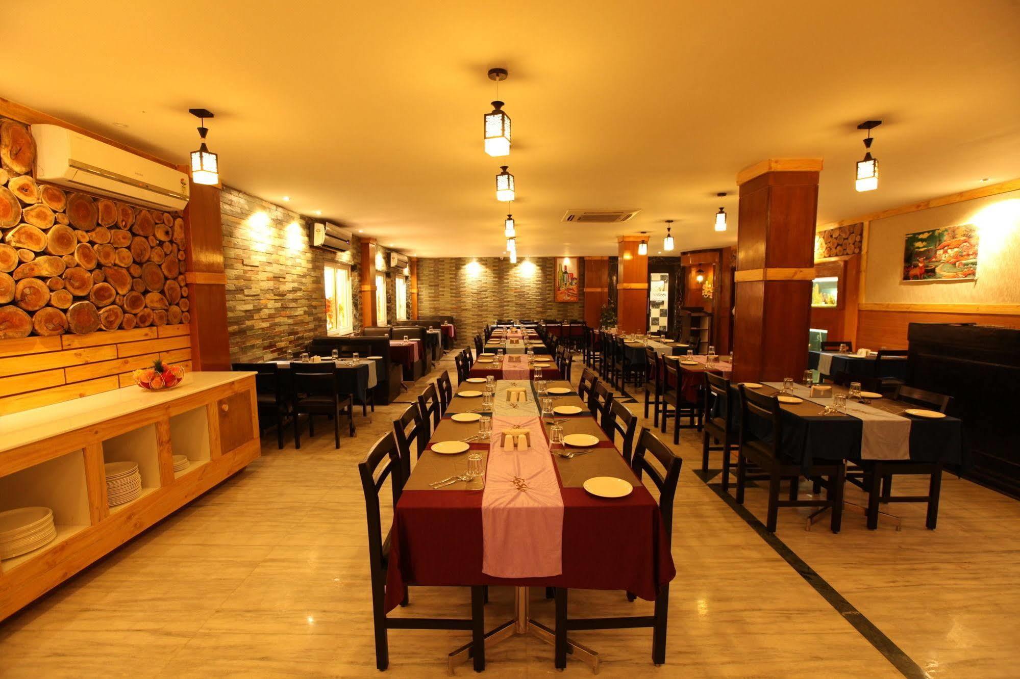 Hotel Southern Residency Kelambākkam Dış mekan fotoğraf